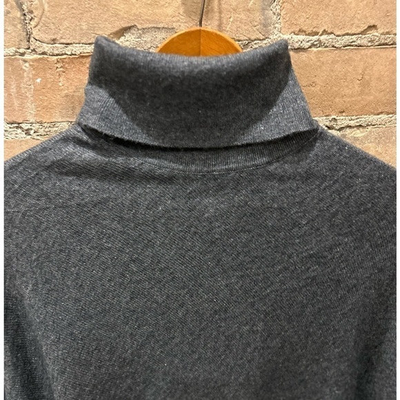 Hand knit NWT Grey Cashmere Poncho Sz M - Picture 9 of 9